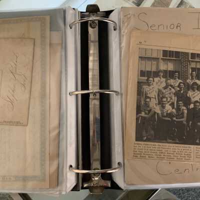 SLSB2 - Pages 47 and 48: Annotated senior class photo