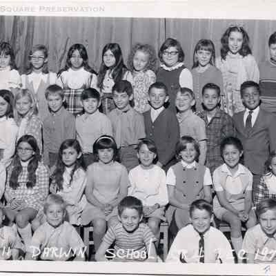 211 Darwin School Gr 4 Dec. 1970
