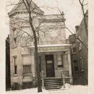 2533 N. Spaulding Ave