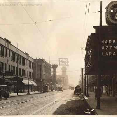 Milwaukee Avenue from Harding Theatre 1927
