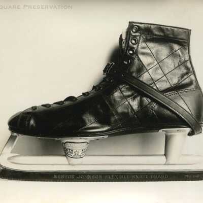 Nestor Johnson Skate: Front of photograph