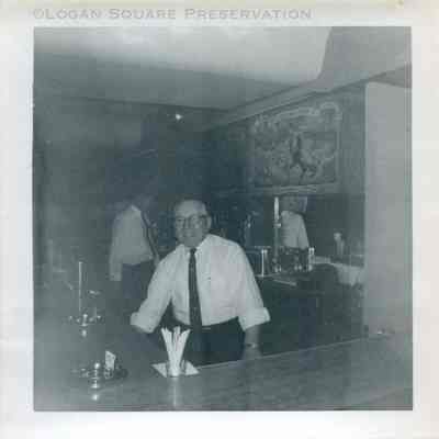 Bartender in Skål Room