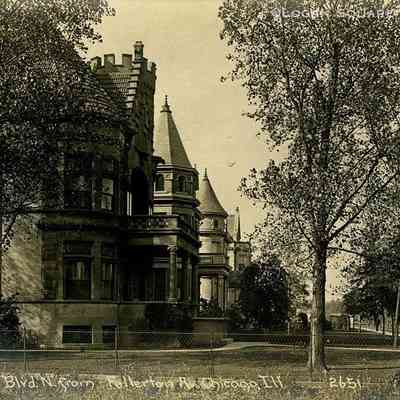 Humboldt Blvd. N from Fullerton Av.