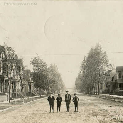42 Ave S of Armitage