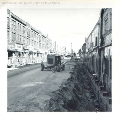 Milwaukee Avenue construction trench