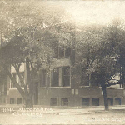 Hall [Hahl] Automatic Clock Co.