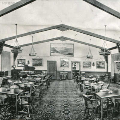 Main club room of Chicago Norske Klub