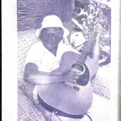 Van Zula Hunt Photo