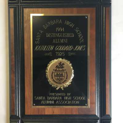SBHS Distinguished Alumni Class of 1925 awarded 1994 (plaque)