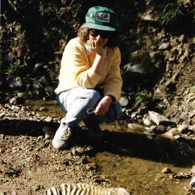 Pecho Coast Trail, Fossil hunting, The Nature Conservancy, 2/1/1993 - 3.5" x 5" color photograph