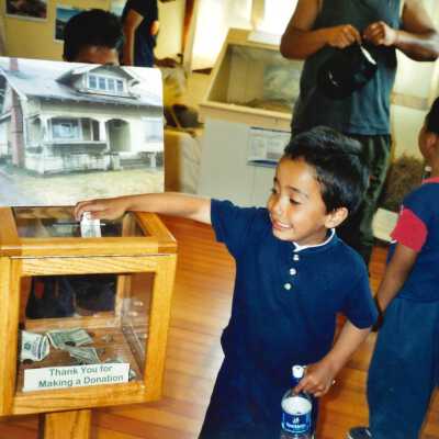 West Newlove Elementary School Field Trip to the Dunes Center and Oso Flaco Lake May 2001; 4" x 6" color photograph