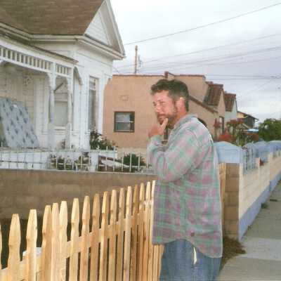 Dunes Discovery Center garden Jeff White observing Al Naydol's Plant class landscaping front yard 4/01.