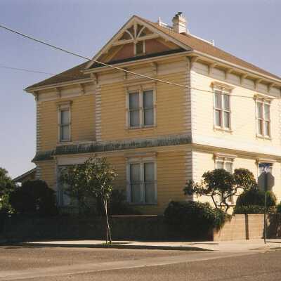 Campodonico Home, 986 10th Street