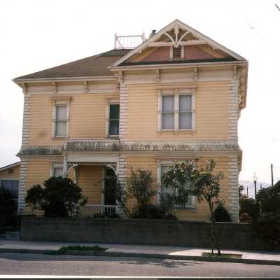 Campodonico Home, 986 10th Street