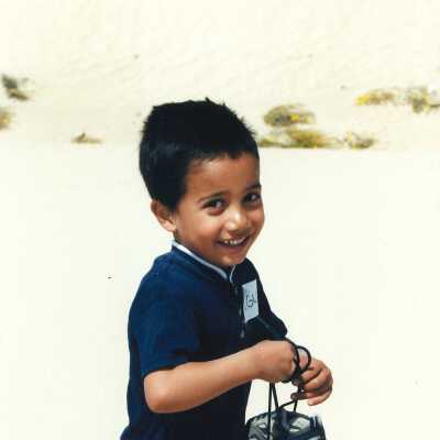 West Newlove Elementary School Field Trip to the Dunes Center and Oso Flaco Lake May 2001; 4" x 6" color photograph
