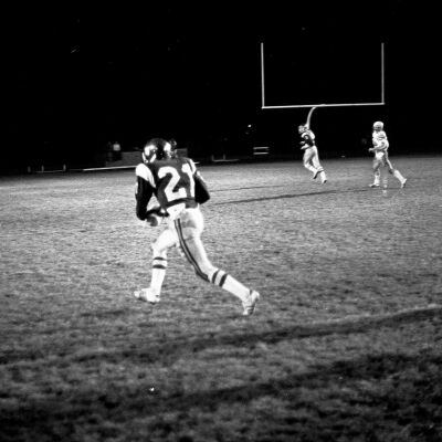 Football, 1977