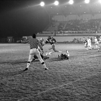 Timberline High School v. Captial High School football game, 1977: Frame 33A