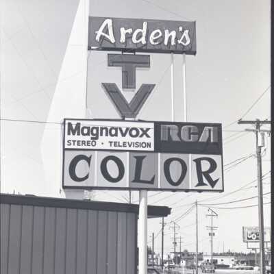 Arden's TV, 1973: Frame 14