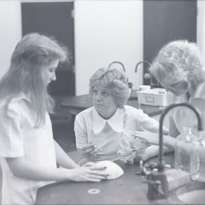 Unidentified women, 1976: Frame 5c