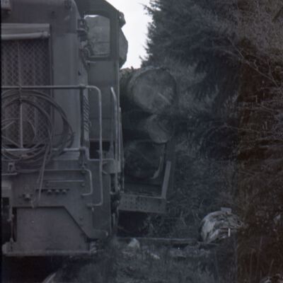 Locomotive, 1976: Frame 24b