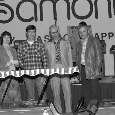 Prize drawing at Lamont's in the Capital Mall in Olympia, 1979: Frame 22