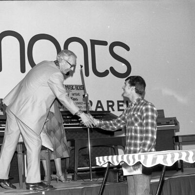 Prize drawing at Lamont's in the Capital Mall in Olympia, 1979: Frame 20