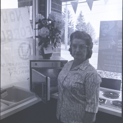 Chinook Middle School award winners, 1973: Frame 44