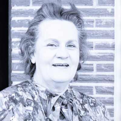 Elaine Spuker, 1975: Frame 3