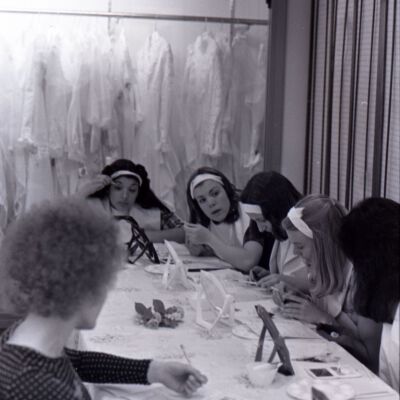 Beauty salon, 1976: Frame 35
