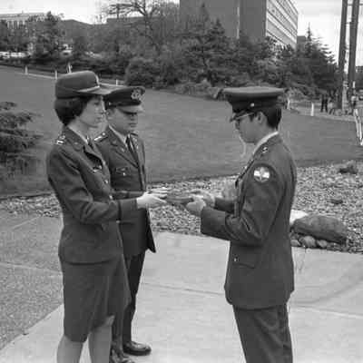 Unidentified soldiers, Date unknown: Frame 32