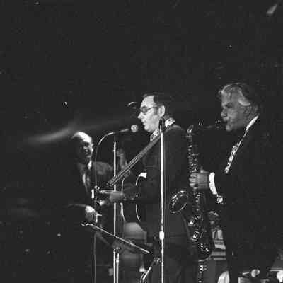 Johnny Lewis and Unidentified musicians, MAD Festival, Marcus Pavilion, St. Martin's University, 1976: Frame 5c