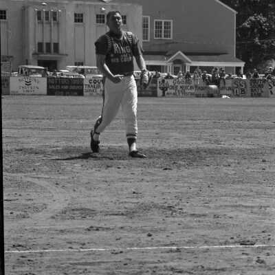 Ed Feigner's "King and his Court" v. Log Cabin Tavern baseball game, June 1973: Frame 17b