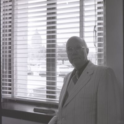 Harris Hunter, 1977: Frame 12