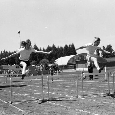 Lake Fair Sports, 1974: Frame 30