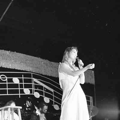 Unidentified singer, MAD Festival, Date unknown: Frame 21e