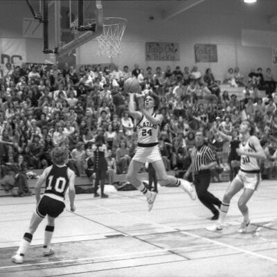 Timberline v. Shelton, Timberline High School gym, 1976: Frame 19b