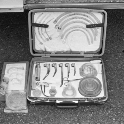 Emergency kit, Date unknown: Frame 7