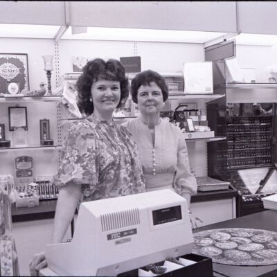 Hallmark, 1979: Frame 14