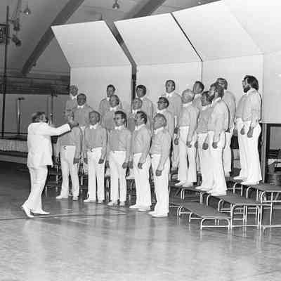 Unidentified choir, MAD Festival, Marcus Pavilion, St. Martin's University, 1976: Frame 36e