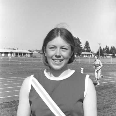 North Thurston High School Track Meet, 1975: Frame 40e