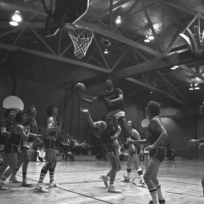Tru-Truss v. Coast-to Coast men's basketball game, 1977: Frame 4b