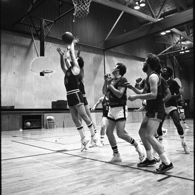 Tru-Truss v. Coast-to Coast men's basketball game, 1977: Frame 35b