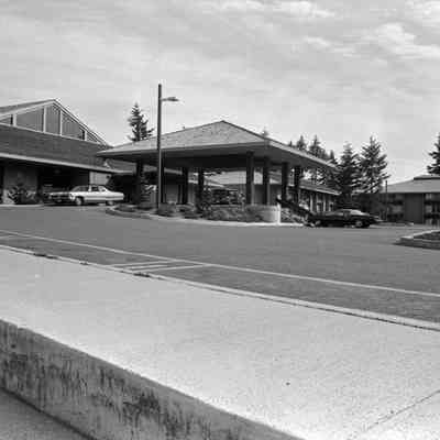 Evergreen Inn, August 22, 1973: Frame 14