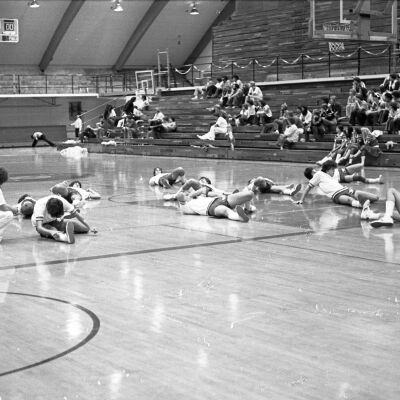 Saint Martin's practice game, 1979: Frame 12a