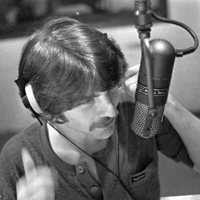 Unidentified disc jockey, KMAS, Shelton, Washington, Date unknown: Frame 40