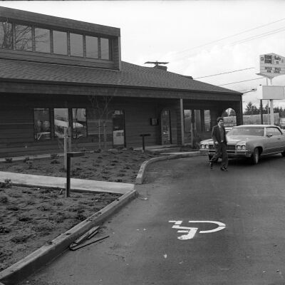Boone and Boone Realty Co., Date unknown: Frame 2