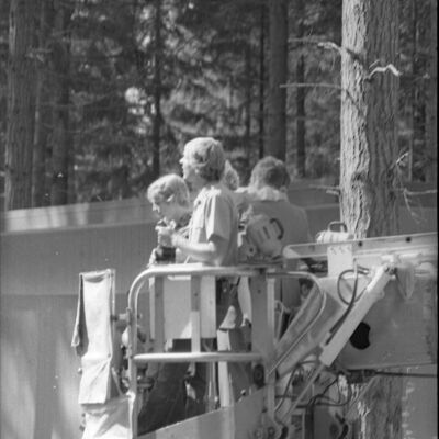 Business progress, Date unknown: Frame 7B