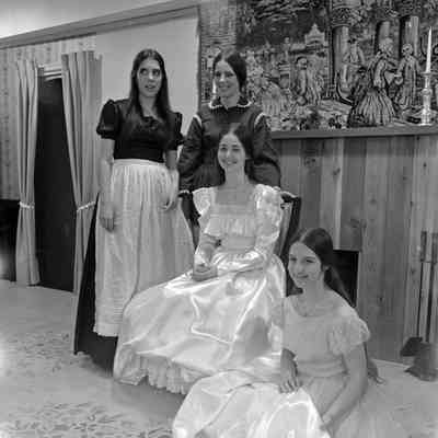 Unidentified People, Unknown Date