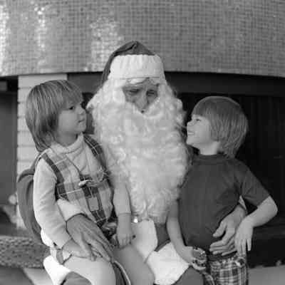 Unidentified children and Santa, Panorama City, November 26, 1975: Frame 21