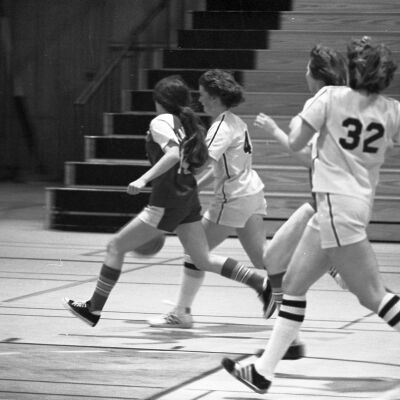 Timberline v. Hoquiam, Timberline High School gym, 1976: Frame 29d